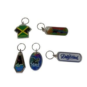 Lot of 5 Assorted Random Tourist Souvenir Keychains Jamaica, Maui, Dollywood